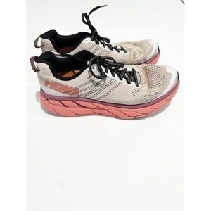 Hoka Clifton 6
